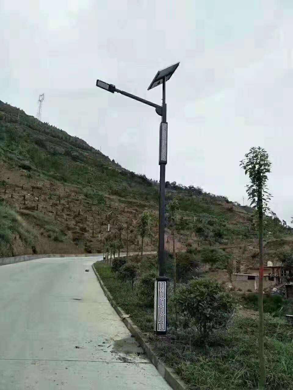 东莞仿古太阳能路灯